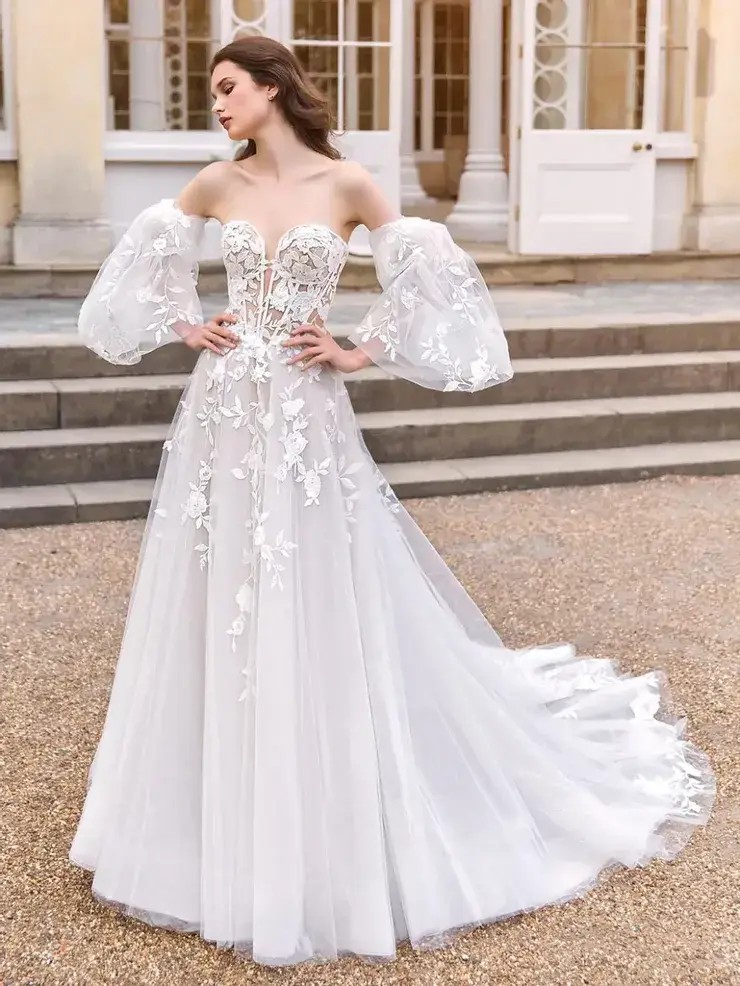 Designer Spotlight: Enzoani Image