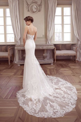 Très Chic Style No. 9351 Was: €1595 | Now Only: €895 #1 thumbnail