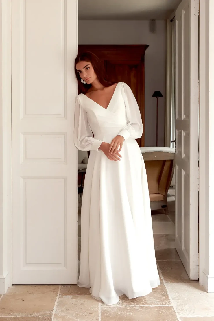 white dress long sleeve plus size A-line Off The Shoulder Long Sleeves Lace Wedding Dresses Plus Size