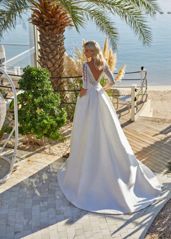 Modeca Style No. Nancy Was: €1860 | Now Only: €895 #1 thumbnail