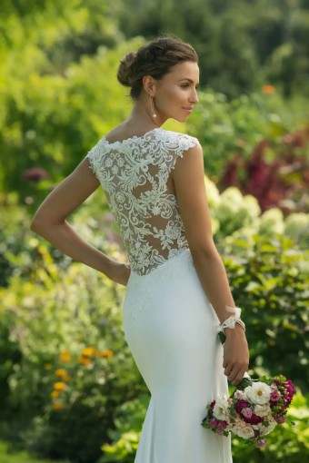 Justin Alexander Adore Style No. 11013 Was: €1150 | Now Only: €500 #1 Ivory/Nude thumbnail