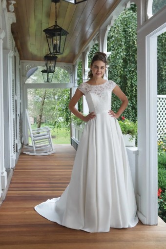 Justin Alexander Adore Style No. 11065 Was: €1050 | Now Only: €500 #0 Ivory/Nude thumbnail