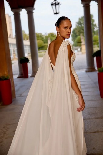Justin Alexander Cora Cape #1 default thumbnail